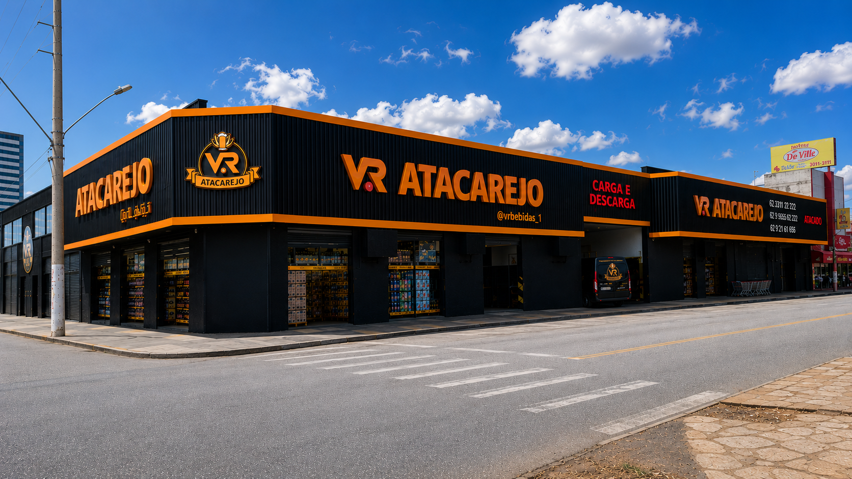 Fachada da loja VR Atacarejo em Goiânia